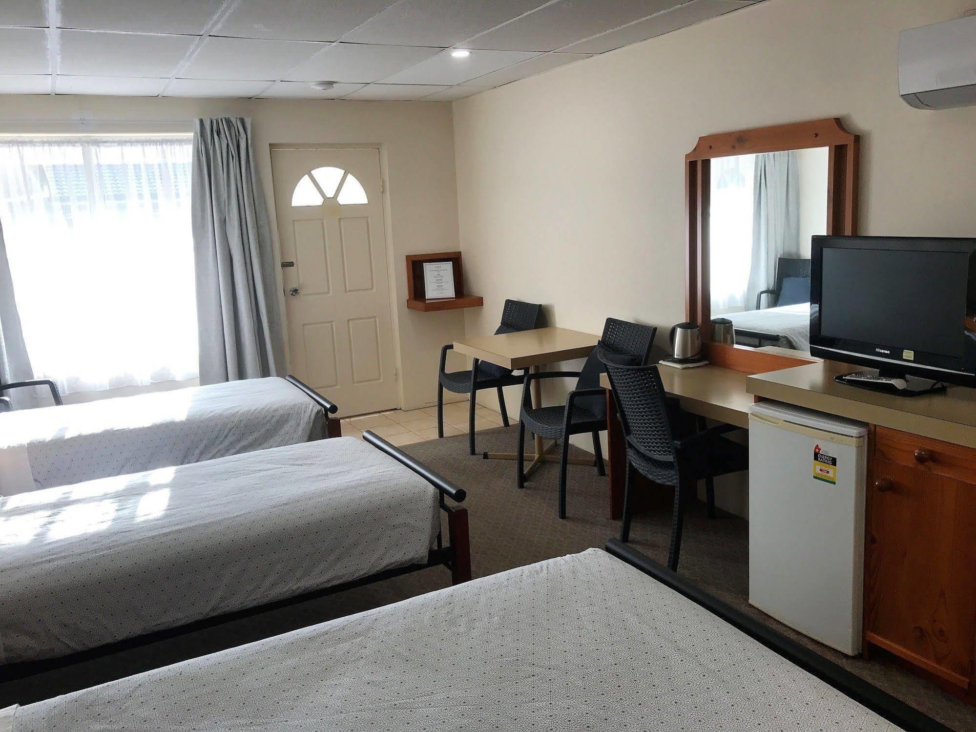 Cooks Endeavour Motor Inn Tweed Heads Kültér fotó